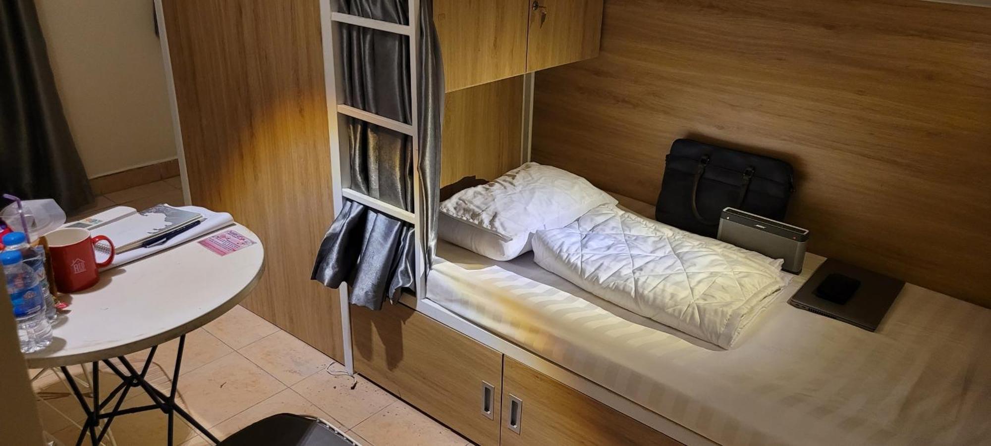 Hostel Redhome Dorm *